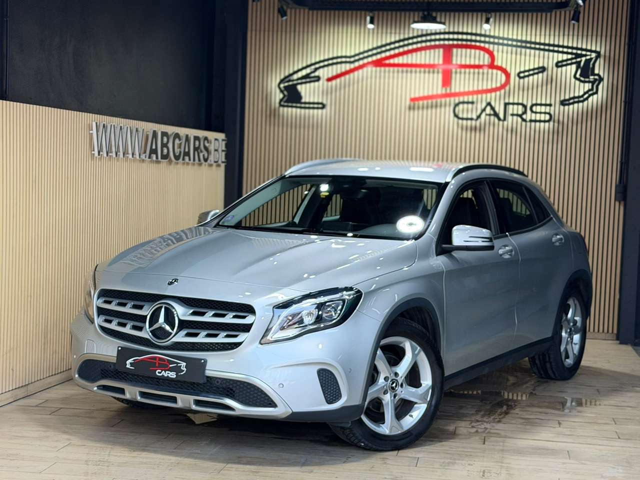 Mercedes-Benz GLA 180
