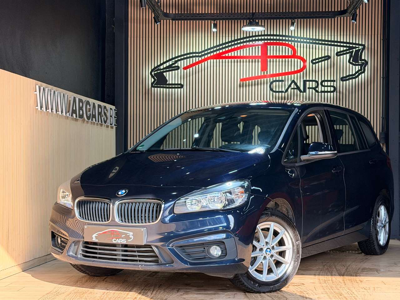 BMW 216