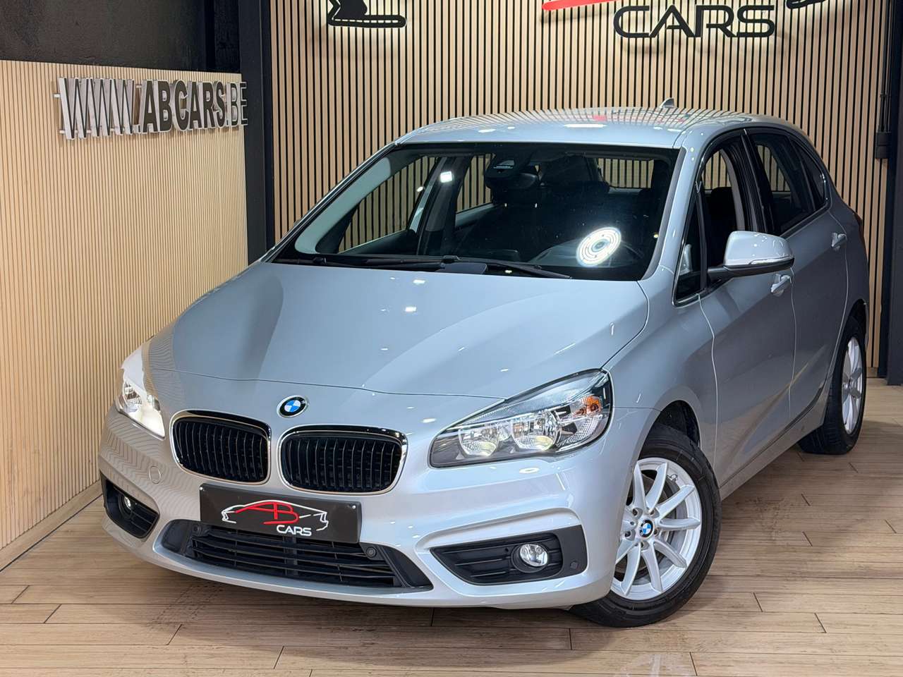 BMW 218