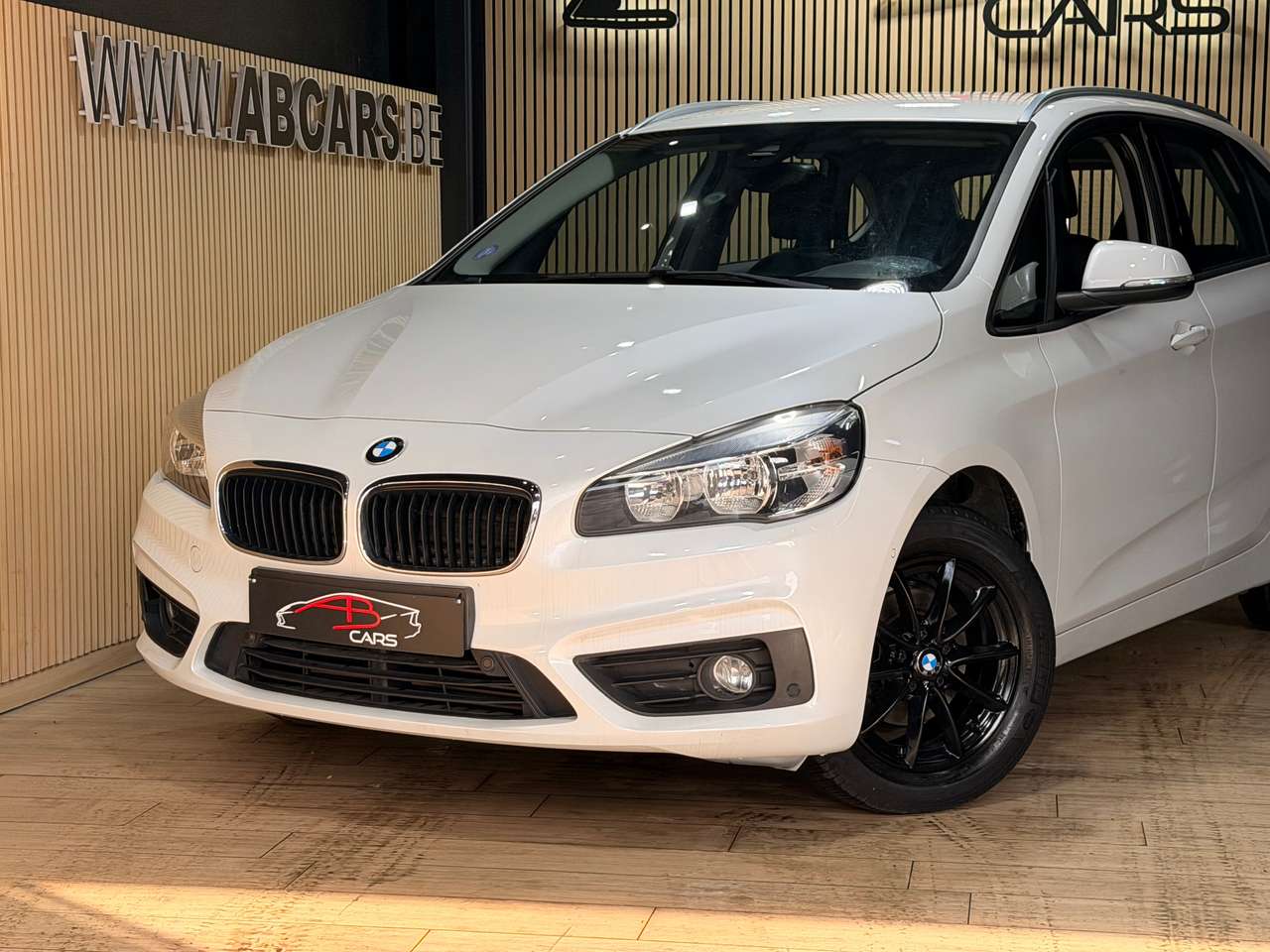 BMW 216 2017